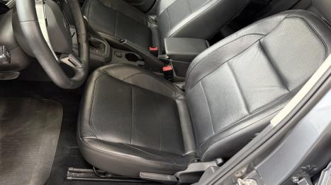 VOLKSWAGEN Nivus 1.0 4P FLEX 200 TSI COMFORTLINE TURBO AUTOM�TICO, Foto 7