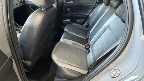 VOLKSWAGEN Nivus 1.0 4P FLEX 200 TSI HIGHLINE TURBO AUTOMÁTICO, Foto 8