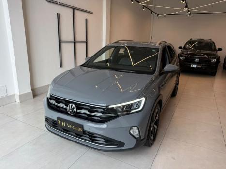 VOLKSWAGEN Nivus 1.0 4P FLEX 200 TSI HIGHLINE TURBO AUTOMÁTICO, Foto 2
