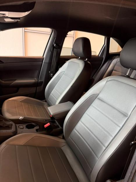 VOLKSWAGEN Nivus 1.0 4P FLEX 200 TSI HIGHLINE TURBO AUTOMÁTICO, Foto 6