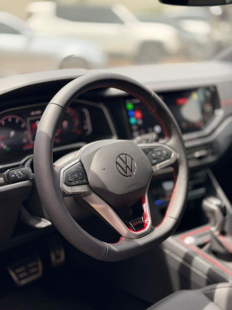 VOLKSWAGEN Nivus 1.4 250 TSI TOTAL FLEX GTS AUTOM�TICO, Foto 8