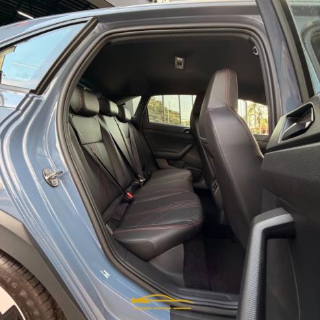 VOLKSWAGEN Nivus 1.4 250 TSI TOTAL FLEX GTS AUTOM�TICO, Foto 15