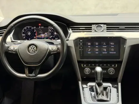 VOLKSWAGEN Passat 2.0 16V 4P TSI TURBO BLUEMOTION HIGHLINE AUTOM�TICO DSG, Foto 9