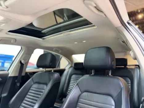 VOLKSWAGEN Passat 2.0 16V 4P TSI TURBO BLUEMOTION HIGHLINE AUTOM�TICO DSG, Foto 10