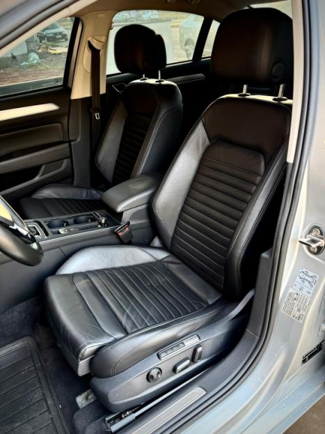 VOLKSWAGEN Passat 2.0 16V 4P TSI TURBO HIGHLINE 220 CV AUTOM�TICO, Foto 17