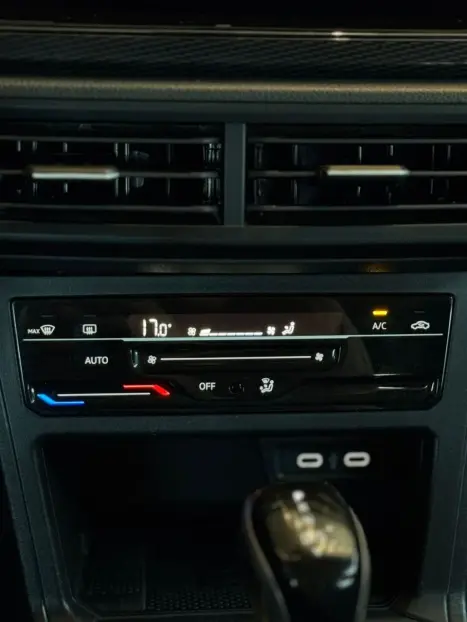 VOLKSWAGEN Polo Hatch 1.0 4P 170 TSI HIGHLINE AUTOMTICO, Foto 13