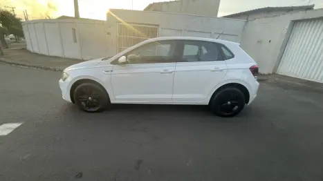 VOLKSWAGEN Polo Hatch 1.6 4P FLEX, Foto 9