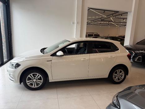 VOLKSWAGEN Polo Hatch 1.0 12V 4P 200 TSI  COMFORTLINE AUTOM�TICO, Foto 4