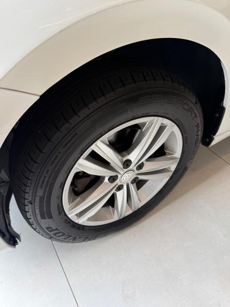 VOLKSWAGEN Polo Hatch 1.0 12V 4P 200 TSI  COMFORTLINE AUTOM�TICO, Foto 10