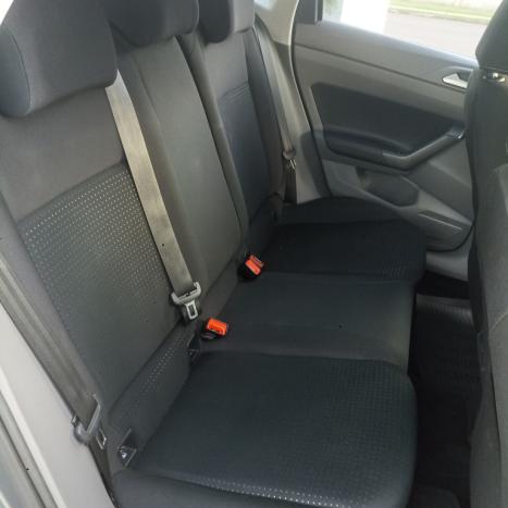 VOLKSWAGEN Polo Hatch 1.0 12V 4P 200 TSI  COMFORTLINE AUTOM�TICO, Foto 9