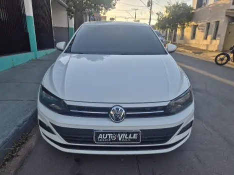 VOLKSWAGEN Polo Hatch 1.0 12V 4P 200 TSI  COMFORTLINE AUTOM�TICO, Foto 3