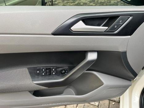 VOLKSWAGEN Polo Hatch 1.0 12V 4P 200 TSI  COMFORTLINE AUTOM�TICO, Foto 8