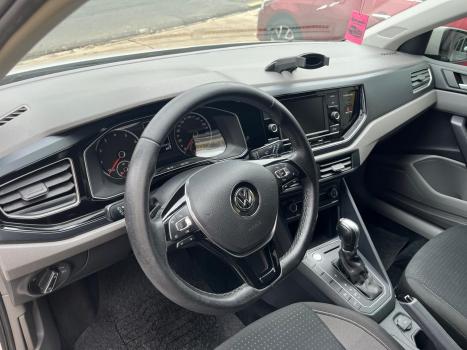 VOLKSWAGEN Polo Hatch 1.0 12V 4P 200 TSI  COMFORTLINE AUTOM�TICO, Foto 10