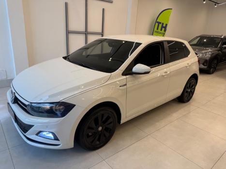 VOLKSWAGEN Polo Hatch 1.0 12V 4P 200 TSI  COMFORTLINE AUTOM�TICO, Foto 3