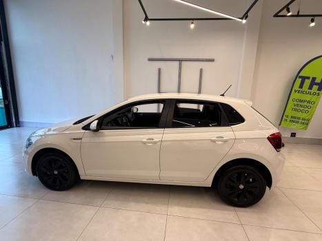 VOLKSWAGEN Polo Hatch 1.0 12V 4P 200 TSI  COMFORTLINE AUTOM�TICO, Foto 4