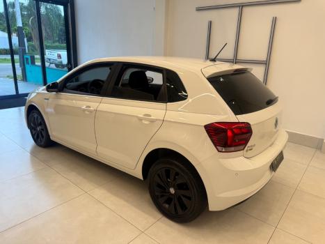 VOLKSWAGEN Polo Hatch 1.0 12V 4P 200 TSI  COMFORTLINE AUTOM�TICO, Foto 14