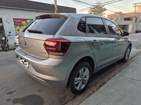 VOLKSWAGEN Polo Hatch 1.0 12V 4P 200 TSI  COMFORTLINE AUTOM�TICO, Foto 7