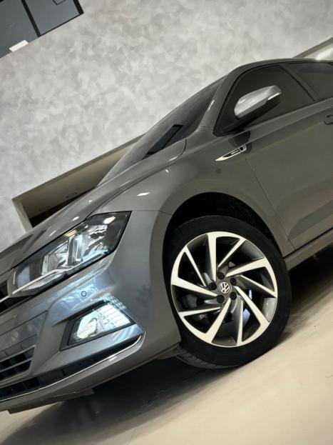 VOLKSWAGEN Polo Hatch 1.0 12V 4P 200 TSI  COMFORTLINE AUTOM�TICO, Foto 4