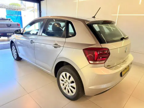VOLKSWAGEN Polo Hatch 1.6 4P MSI FLEX AUTOM�TICO, Foto 6