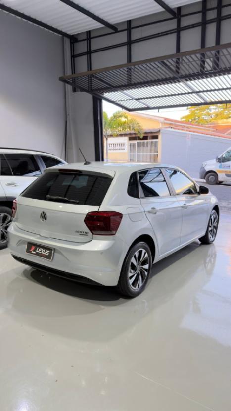 VOLKSWAGEN Polo Hatch 1.0 12V 4P 200 TSI HIGHLINE AUTOM�TICO, Foto 3