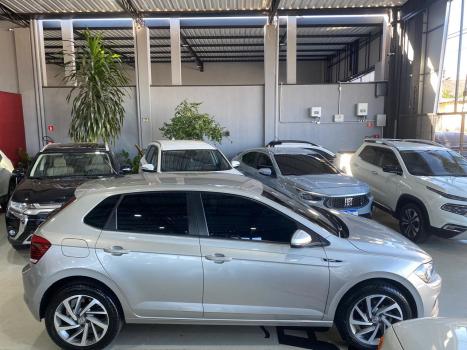 VOLKSWAGEN Polo Hatch 1.0 12V 4P 200 TSI HIGHLINE AUTOM�TICO, Foto 4