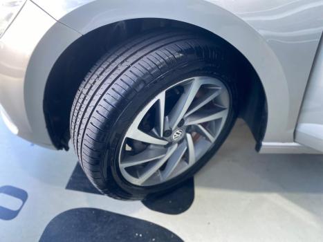 VOLKSWAGEN Polo Hatch 1.0 12V 4P 200 TSI HIGHLINE AUTOM�TICO, Foto 15