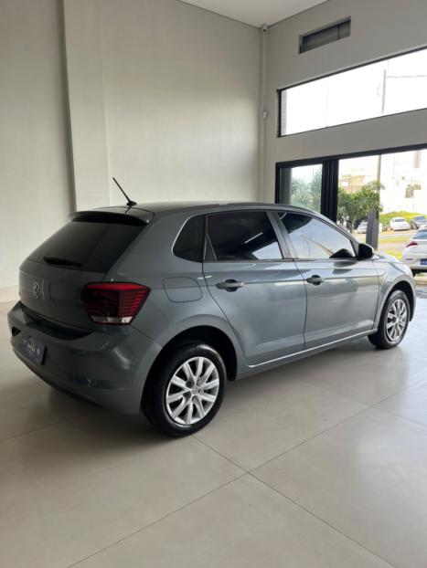 VOLKSWAGEN Polo Hatch 1.0 12V 4P MPI COMFORTLINE, Foto 4