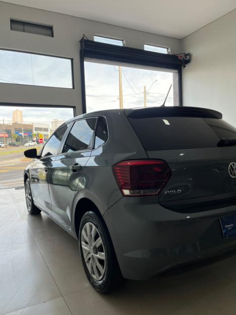 VOLKSWAGEN Polo Hatch 1.0 12V 4P MPI COMFORTLINE, Foto 6