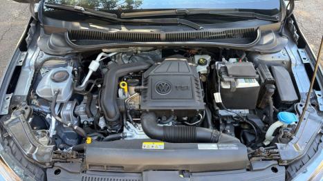VOLKSWAGEN Polo Hatch 1.0 12V 4P 200 TSI HIGHLINE AUTOM�TICO, Foto 9