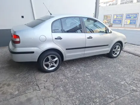 VOLKSWAGEN Polo Sedan 1.6 4P, Foto 4