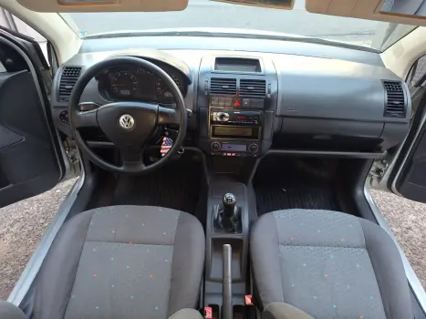 VOLKSWAGEN Polo Sedan 1.6 4P, Foto 9