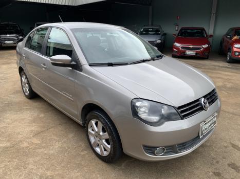 VOLKSWAGEN Polo Sedan 1.6 4P COMFORTLINE FLEX, Foto 4