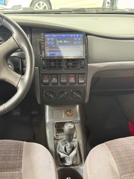 VOLKSWAGEN Santana 1.8 MI 4P, Foto 4