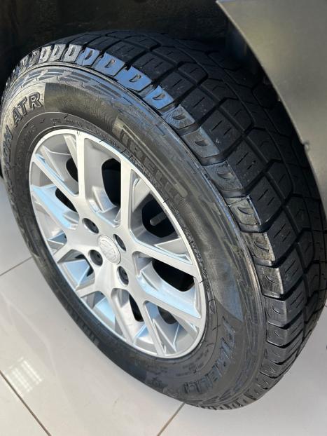 VOLKSWAGEN Saveiro 1.6 16V G6 CROSS CABINE ESTENDIDA FLEX, Foto 10