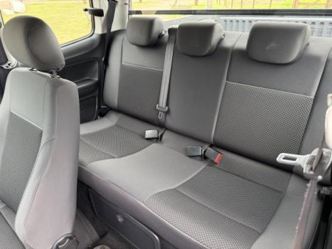 VOLKSWAGEN Saveiro 1.6 G7 ROBUST CABINE DUPLA FLEX, Foto 10 VOLKSWAGEN Saveiro 1.6 G7 ROBUST CABINE DUPLA FLEX, Foto 10