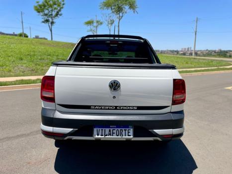 VOLKSWAGEN Saveiro 1.6 G7 CABINE DUPLA CROSS FLEX, Foto 4 VOLKSWAGEN Saveiro 1.6 G7 CABINE DUPLA CROSS FLEX, Foto 4
