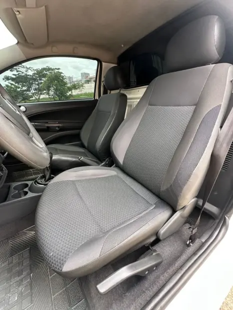 VOLKSWAGEN Saveiro 1.6 16V FLEX MSI ROBUST CABINE SIMPLES, Foto 11