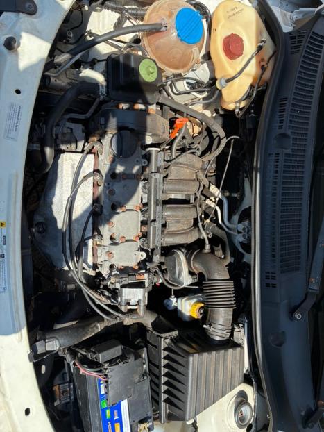 VOLKSWAGEN Saveiro 1.6 G5 TREND FLEX, Foto 8