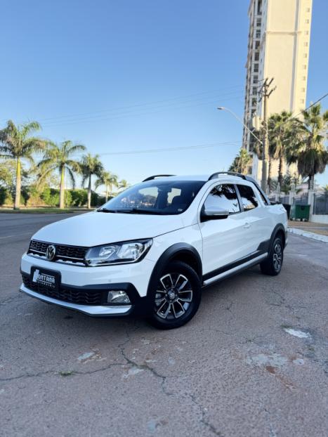 VOLKSWAGEN Saveiro 1.6 G7 CABINE DUPLA CROSS FLEX, Foto 1