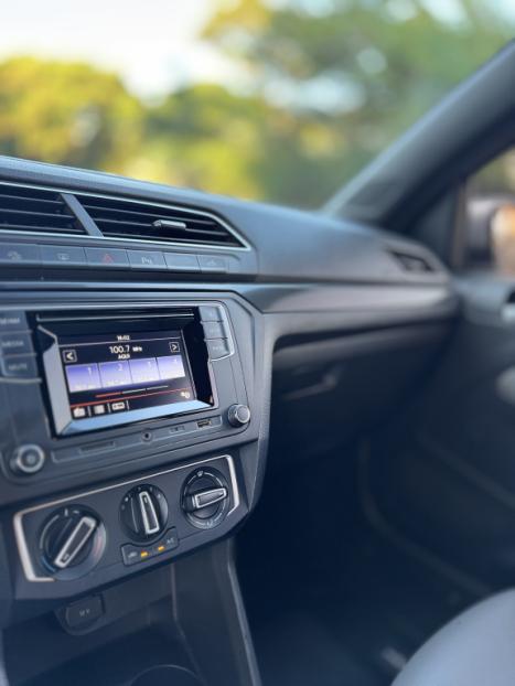 VOLKSWAGEN Saveiro 1.6 G7 CABINE DUPLA CROSS FLEX, Foto 14