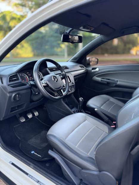 VOLKSWAGEN Saveiro 1.6 G7 CABINE DUPLA CROSS FLEX, Foto 17