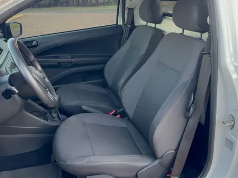 VOLKSWAGEN Saveiro 1.6 G7 CABINE SIMPLES ROBUST FLEX, Foto 10