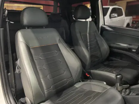 VOLKSWAGEN Saveiro 1.6 16V FLEX MSI EXTREME CABINE DUPLA, Foto 13
