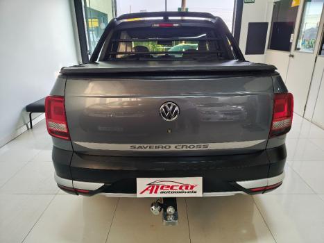 VOLKSWAGEN Saveiro 1.6 G7 CABINE DUPLA CROSS FLEX, Foto 10