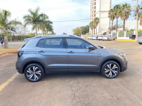 VOLKSWAGEN T-Cross 1.4 4P 250 TSI FLEX HIGHLINE AUTOMÁTICO, Foto 6 VOLKSWAGEN T-Cross 1.4 4P 250 TSI FLEX HIGHLINE AUTOMÁTICO, Foto 6