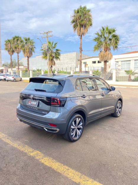 VOLKSWAGEN T-Cross 1.4 4P 250 TSI FLEX HIGHLINE AUTOMÁTICO, Foto 4 VOLKSWAGEN T-Cross 1.4 4P 250 TSI FLEX HIGHLINE AUTOMÁTICO, Foto 4