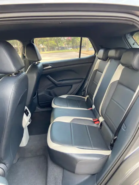 VOLKSWAGEN T-Cross 1.4 4P 250 TSI FLEX HIGHLINE AUTOMÁTICO, Foto 15 VOLKSWAGEN T-Cross 1.4 4P 250 TSI FLEX HIGHLINE AUTOMÁTICO, Foto 15