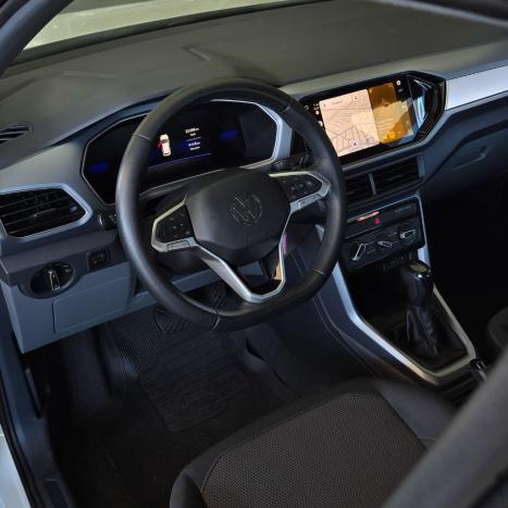 VOLKSWAGEN T-Cross 1.0 4P 200 TSI FLEX COMFORTLINE AUTOMÁTICO, Foto 3 VOLKSWAGEN T-Cross 1.0 4P 200 TSI FLEX COMFORTLINE AUTOMÁTICO, Foto 3