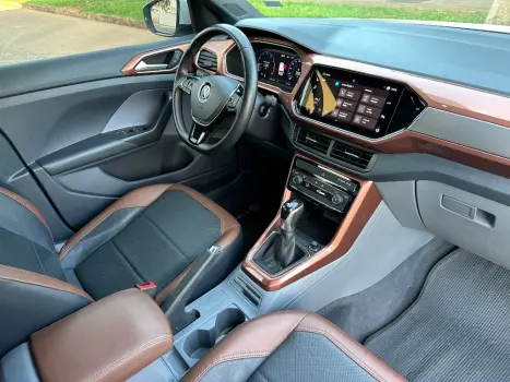 VOLKSWAGEN T-Cross 1.0 4P 200 TSI FLEX COMFORTLINE AUTOM�TICO, Foto 12