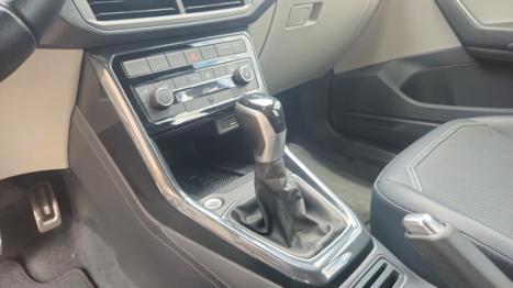 VOLKSWAGEN T-Cross 1.4 4P 250 TSI FLEX HIGHLINE AUTOM�TICO, Foto 15